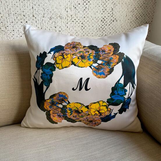 Silk Cushion M