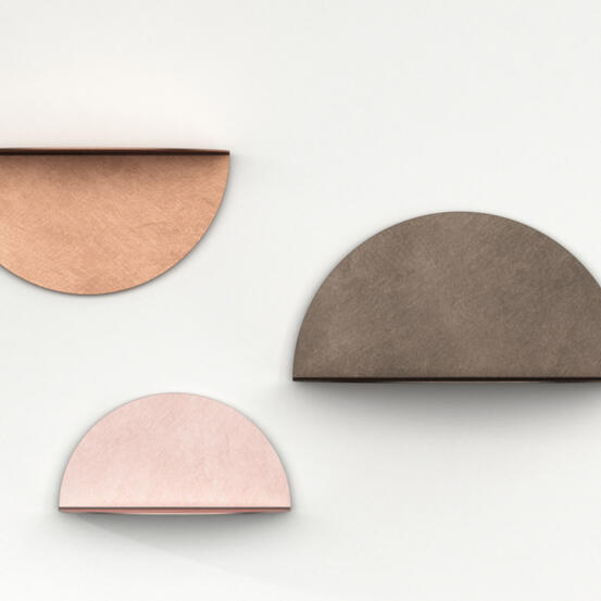 Hoodi shelf