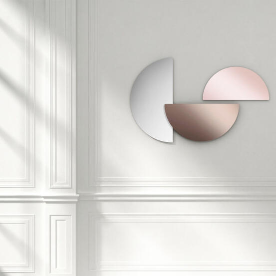 Hoodi mirrors
